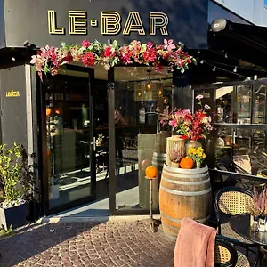  Aparthotel Boutique Le•bar Niederlande